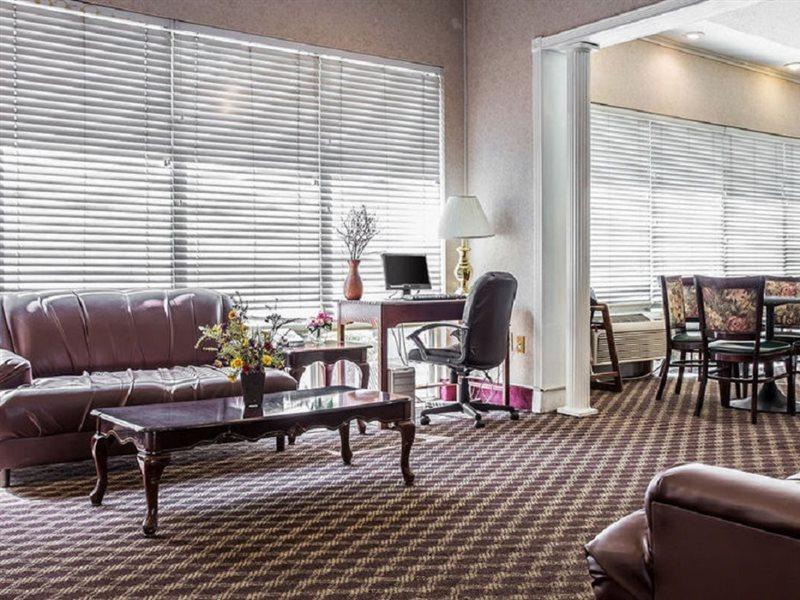 Econo Lodge Inn And Suites Dentsville Εξωτερικό φωτογραφία